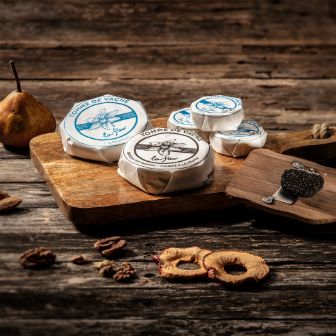 La Fleur ist ein cremiger aromatischer Weichkäse und eine Eigenmarke von Baumann Käse. 